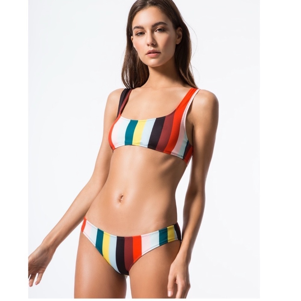 (TOP) Solid & Striped Rachel Striped Bikini Top- Small.